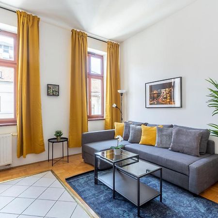 Downtown Cozy Home In The Gozsdu Garden Budapest Exterior foto